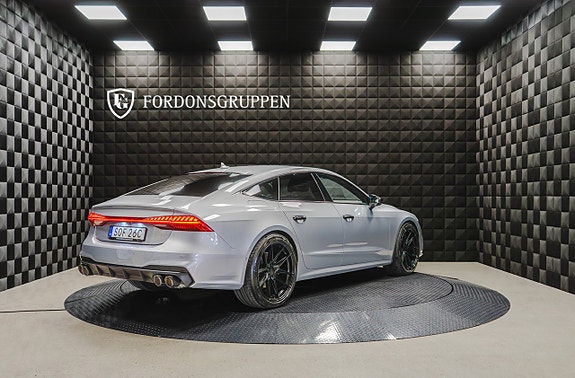 Audi A7 9 of 27