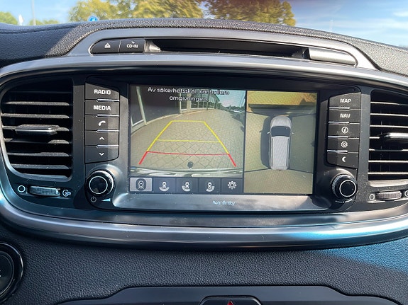 Kia Sorento 25 of 29