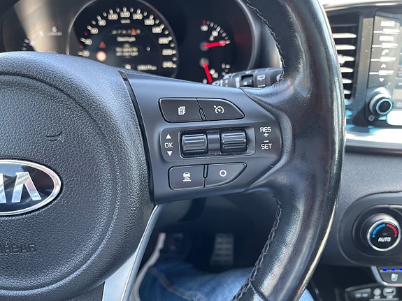 Kia Sorento 23 of 29