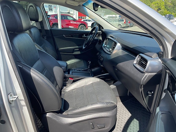 Kia Sorento 20 of 29