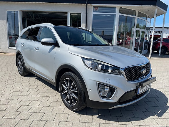Kia Sorento 3 of 29
