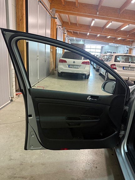 Volkswagen Golf I 5 of 13