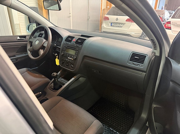 Volkswagen Golf I 13 of 13