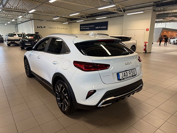 Kia XCeed 2 of 13