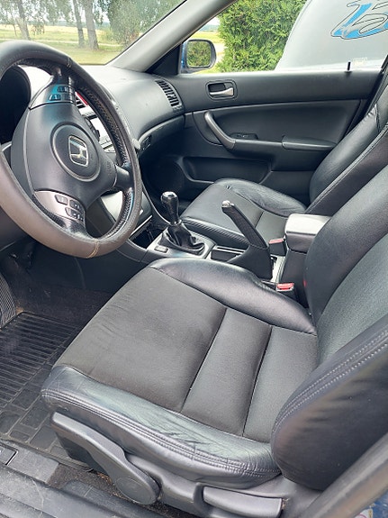 Honda Accord 9 of 11