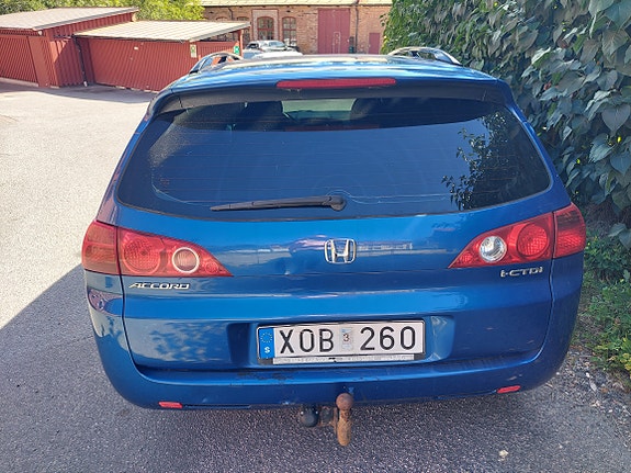 Honda Accord 4 of 11