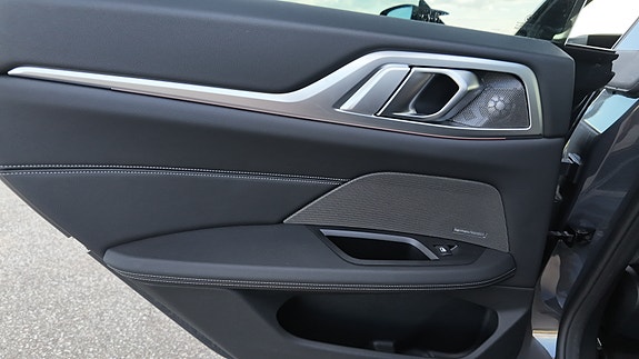 BMW i4 27 of 30