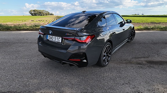 BMW i4 5 of 30