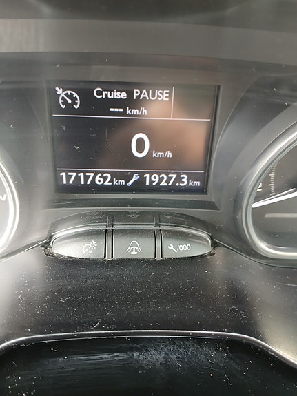 Peugeot 2008 12 of 12