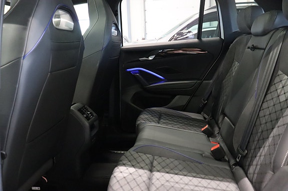 Volkswagen Tiguan 12 of 30