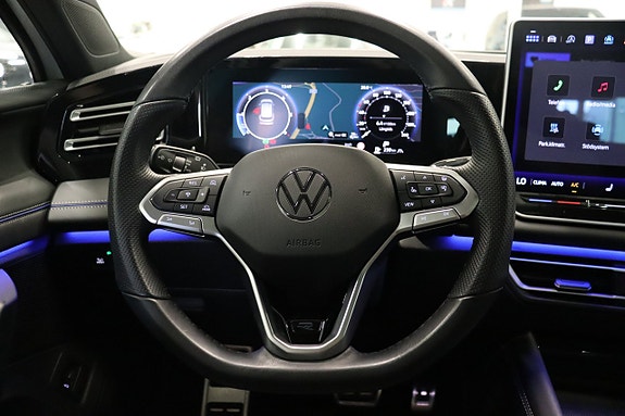 Volkswagen Tiguan 16 of 30