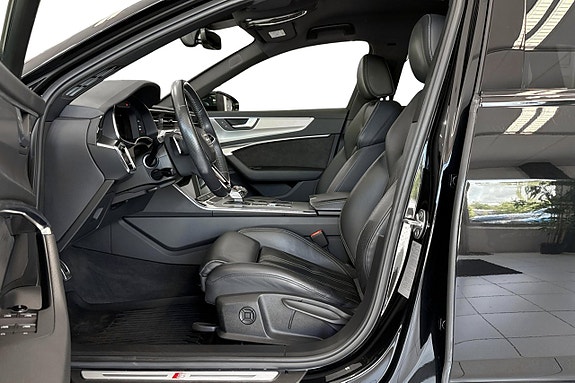 Audi A6 14 of 30