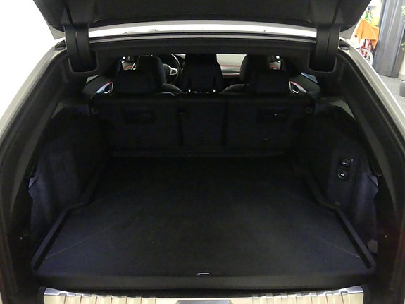 BMW 530e 8 of 15