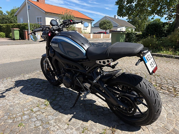 Yamaha XSR900 3 of 6