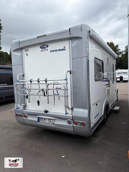 Eura Mobil Terrestra 670 SB 2 of 9