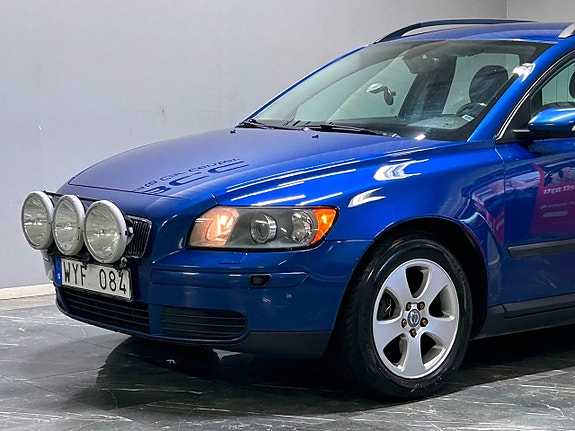 Volvo V50 3 of 21