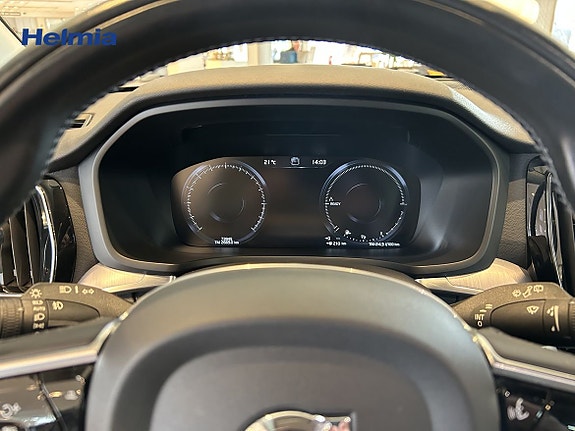 Volvo V60 11 of 13