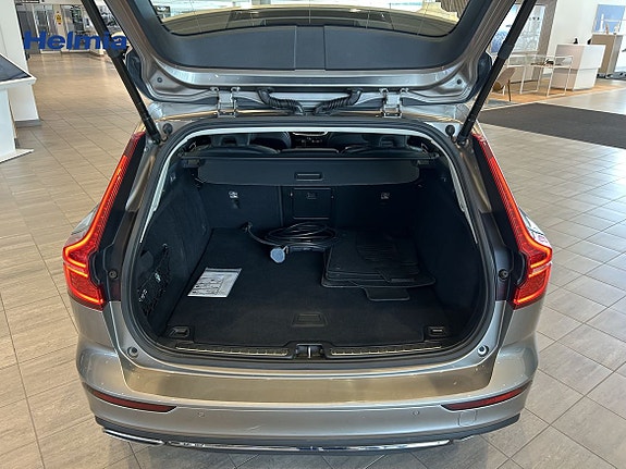 Volvo V60 13 of 13
