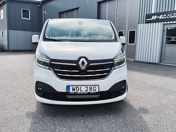 Renault Trafic 3 of 28