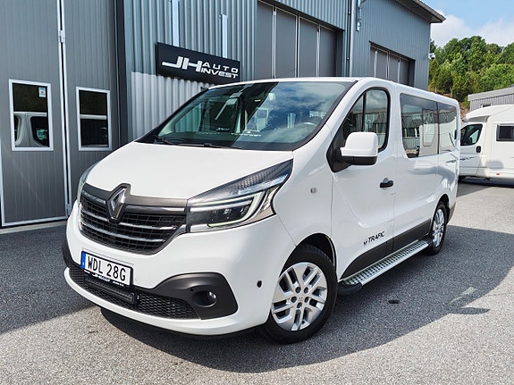Renault Trafic 11 of 28