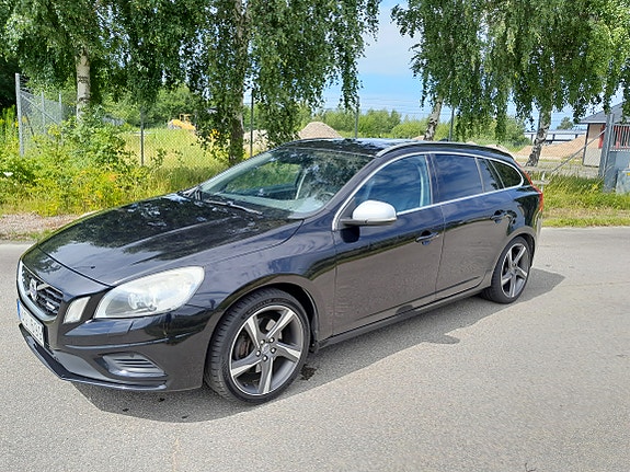 Volvo V60 3 of 6