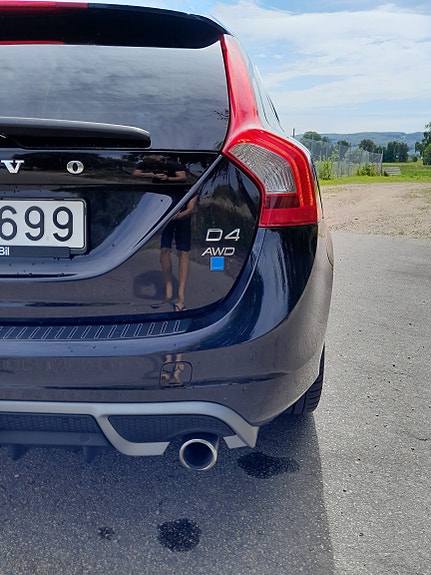 Volvo V60 4 of 6