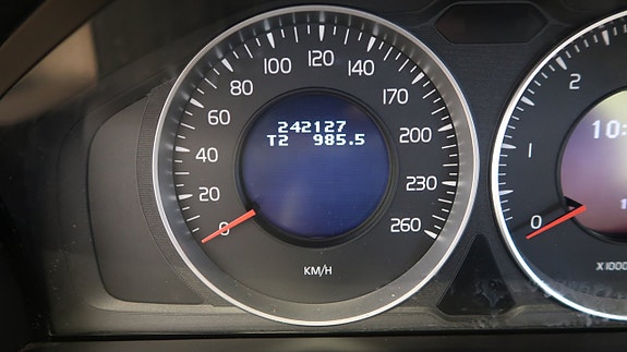 Volvo XC60 13 of 18
