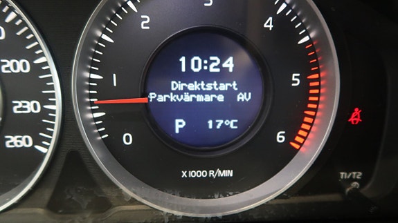 Volvo XC60 15 of 18