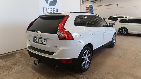 Volvo XC60 4 of 18