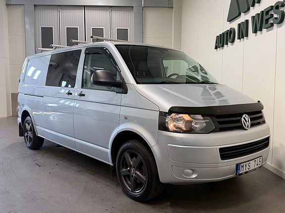 Volkswagen Transporter 13 of 15