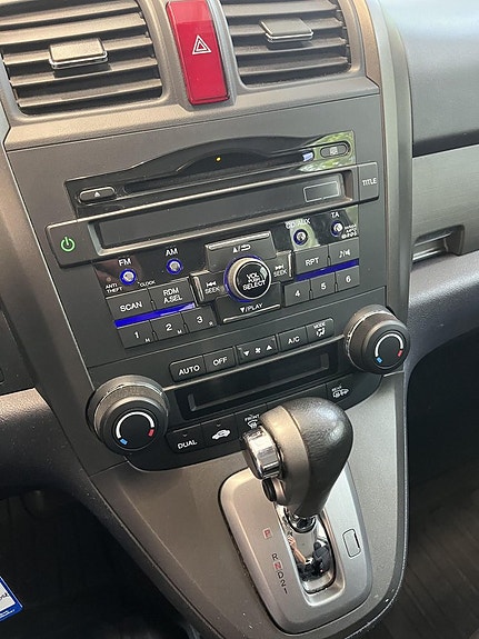 Honda CR-V 8 of 8