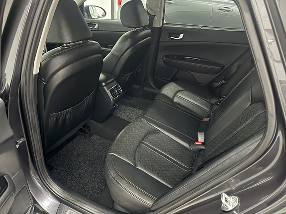 Kia Optima 11 of 15