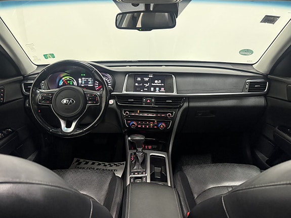 Kia Optima 7 of 15