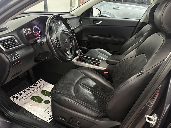 Kia Optima 8 of 15
