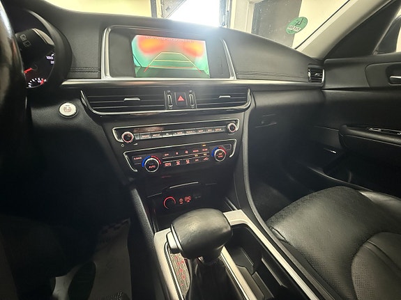 Kia Optima 10 of 15