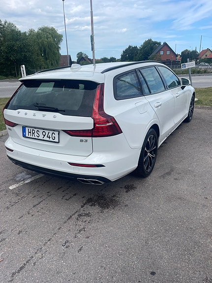 Volvo V60 4 of 14