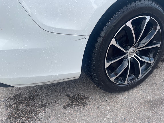 Volvo V60 10 of 14