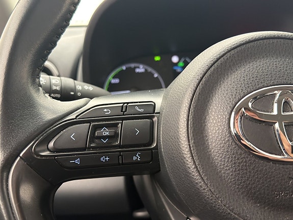 Toyota Yaris 16 of 30
