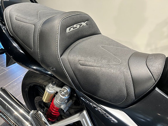 Suzuki GSX1400 /Yoshimura/Styrhöjare/4811 mil 15 of 18