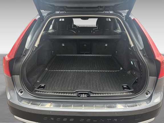 Volvo V90 Cross Country 20 of 20