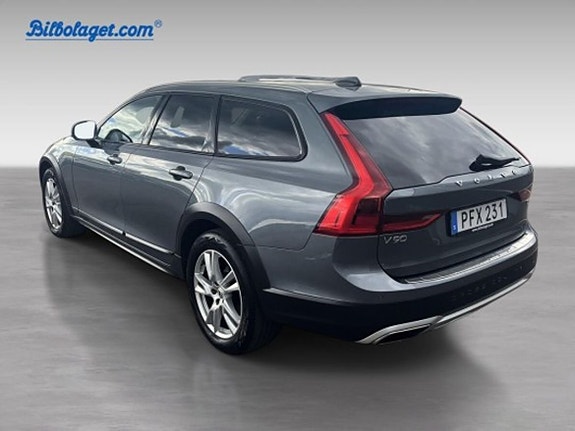Volvo V90 Cross Country 7 of 20