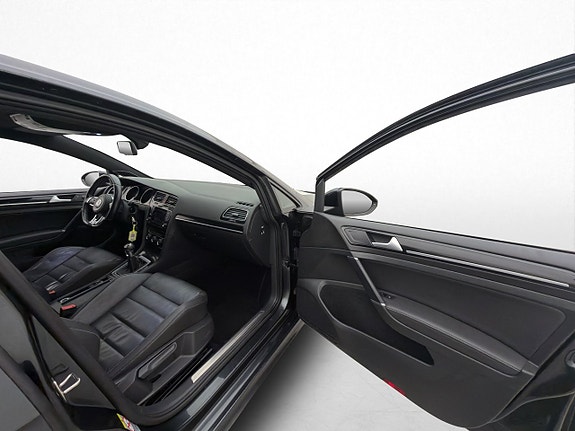 Volkswagen Golf I 26 of 30