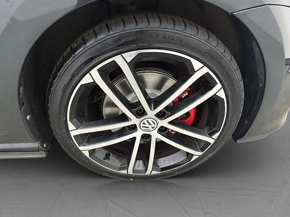 Volkswagen Golf I 30 of 30