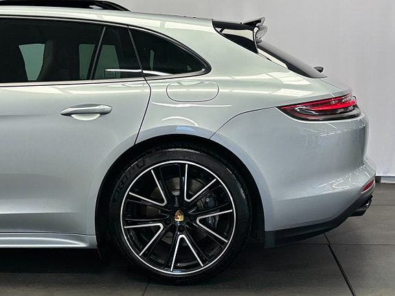 Porsche Panamera 4 7 of 16