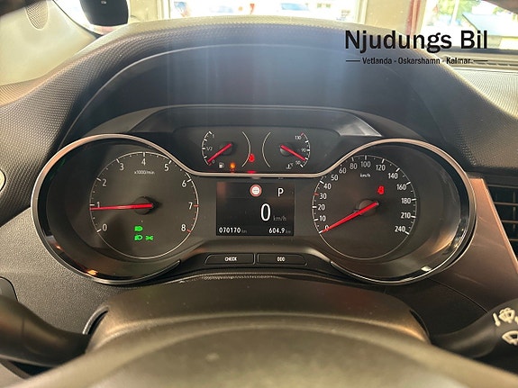 Opel Crossland X 8 of 10