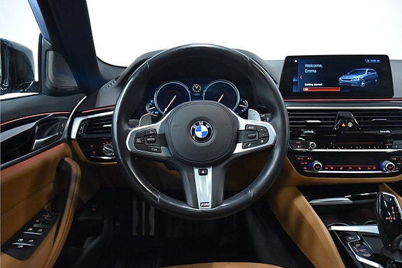 BMW 530xd 2 of 27