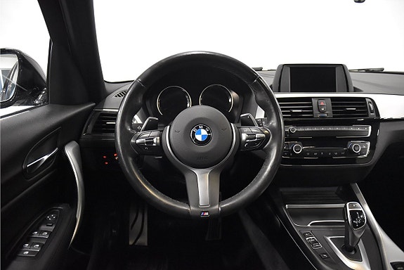 BMW 120 2 of 18