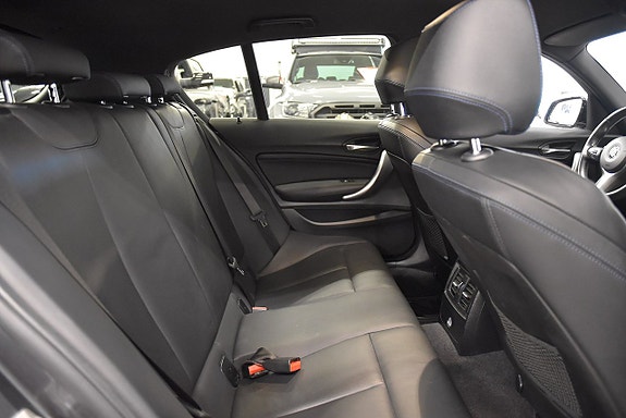 BMW 120 14 of 18