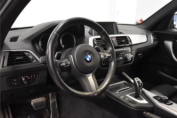 BMW 120 9 of 18