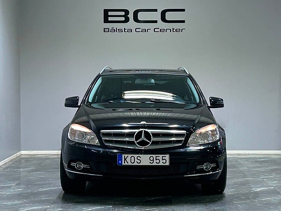 Mercedes-Benz C180 2 of 23